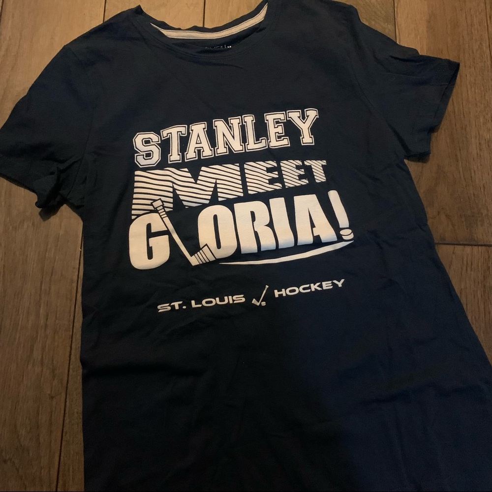 Women’s St Louis Blues Tshirt